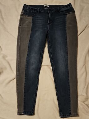 Kensie Two-Tone Skinny Jeans in Dark Blue and Gray